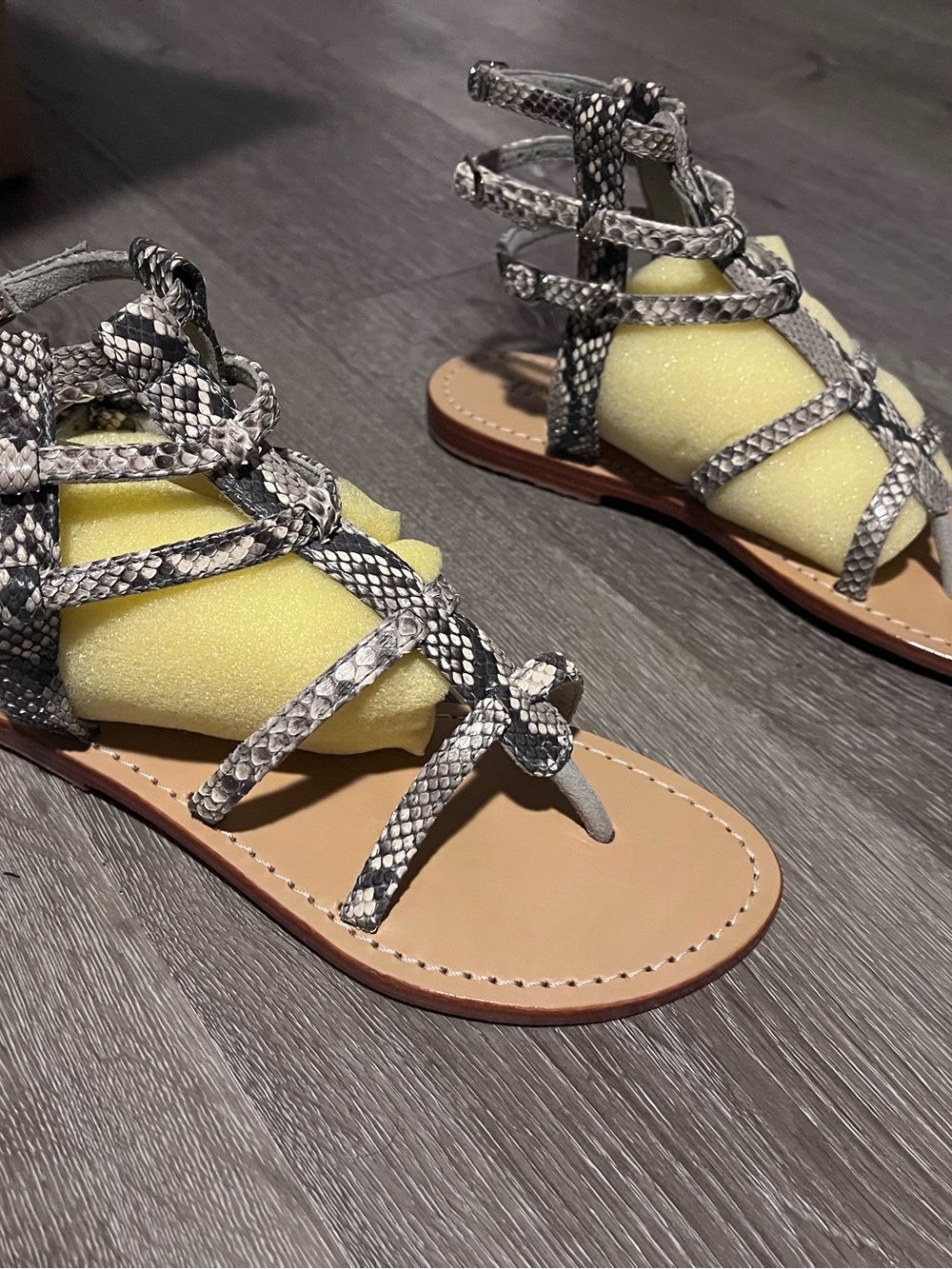Mystique Boutique Snake-Print Strappy Gladiator Sandals - Black/White